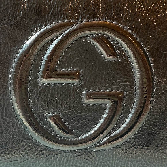 Gucci Soho Patent Leather Zippy Wallet - Picture 8 of 15